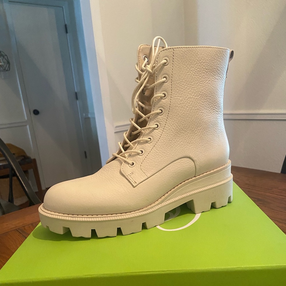 Women’s boots